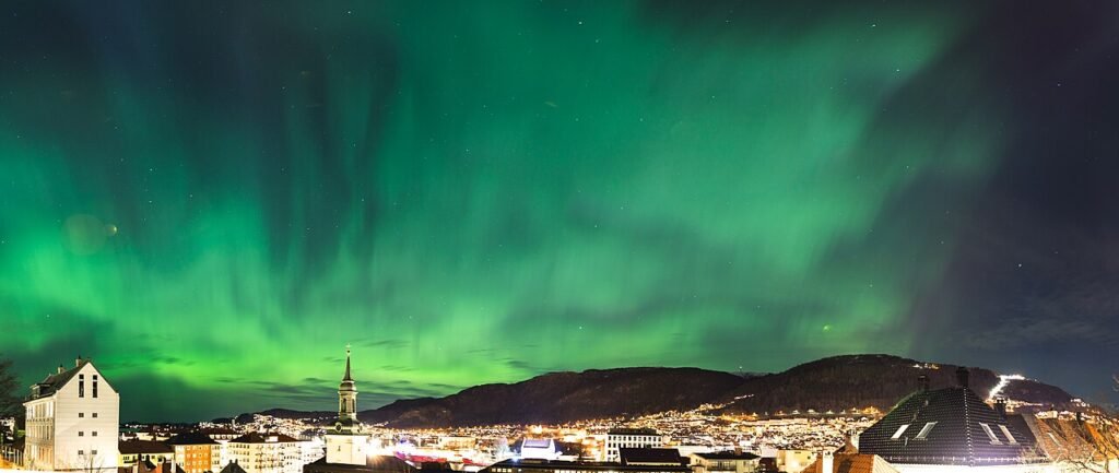 Tromsø Northern Lights: Complete Guide to Planning Your Trip