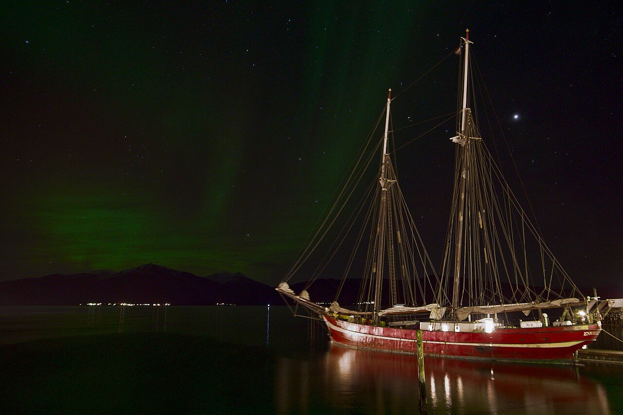 Northern Lights Cruise Norway: Complete Guide