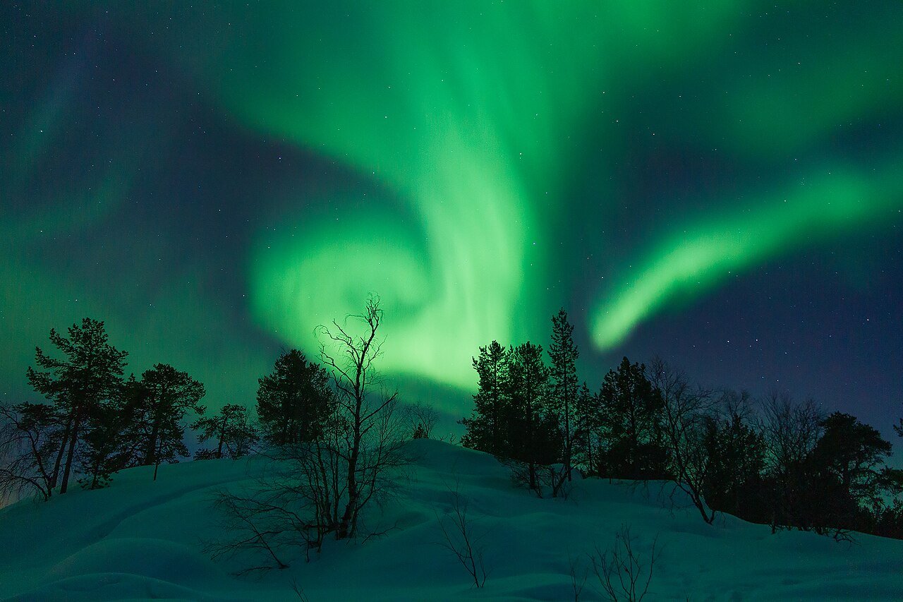 Norway vs Finland for Northern Lights: Which Country Should You Choose?