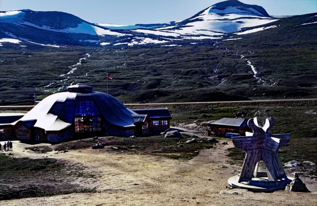 Crossing the Arctic Circle in Norway: What to Expect and Why It Matters